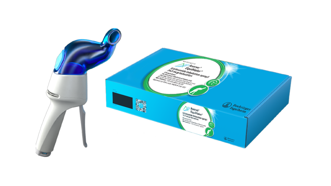 Equine inhaler device next to a blue product packaging box with detailed labels.